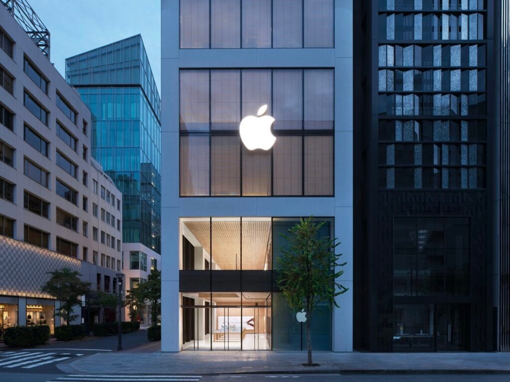 Apple Store Ginza Japan