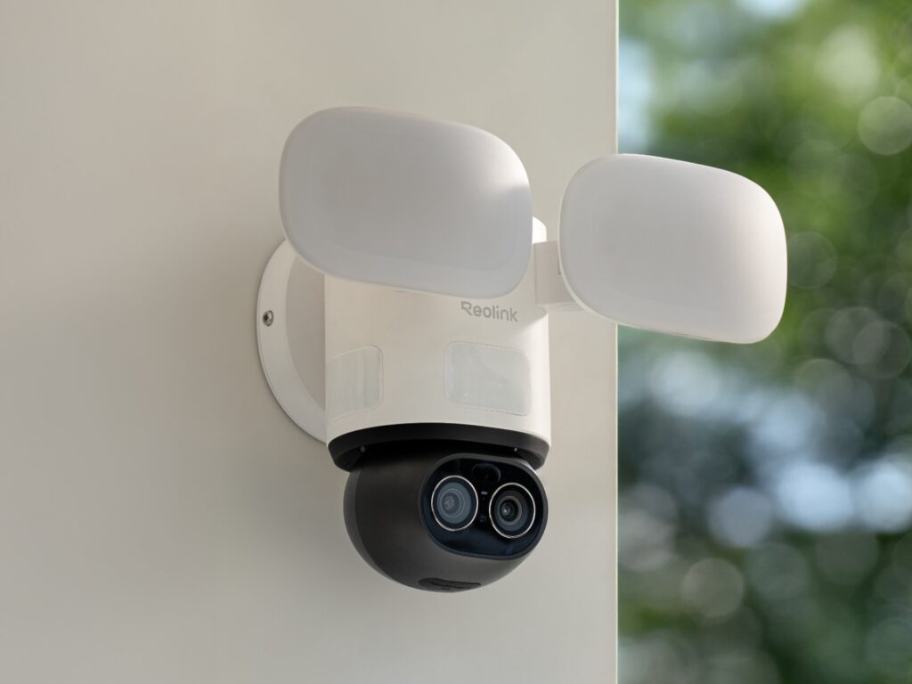 TrackFlex Floodlight WiFi C