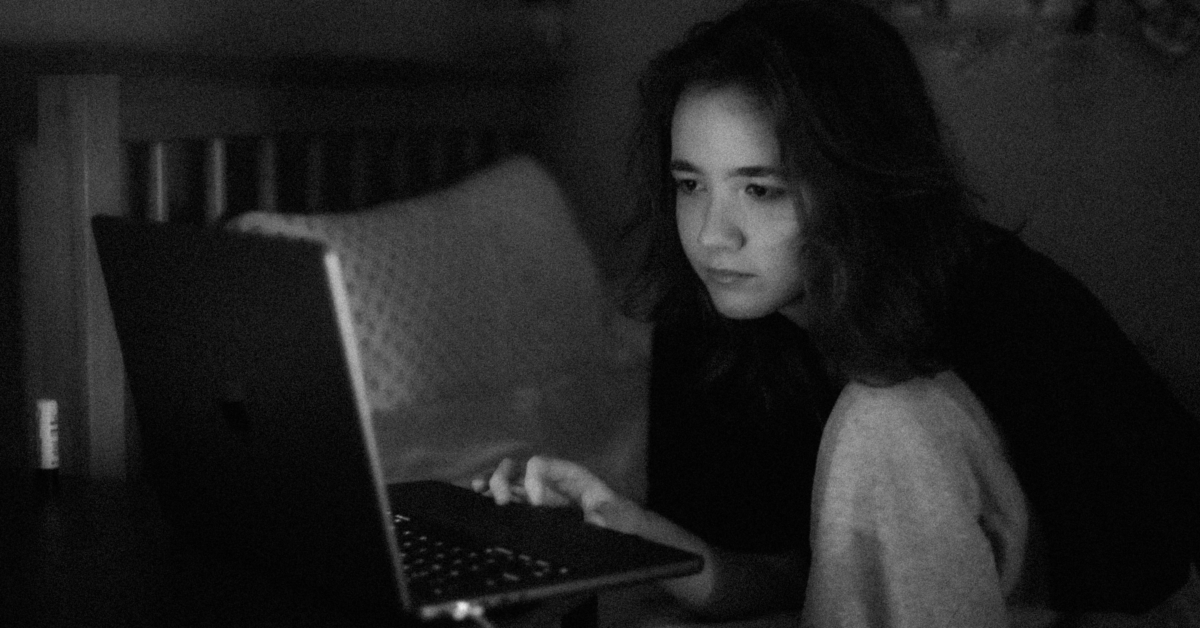 Depressed girl laptop