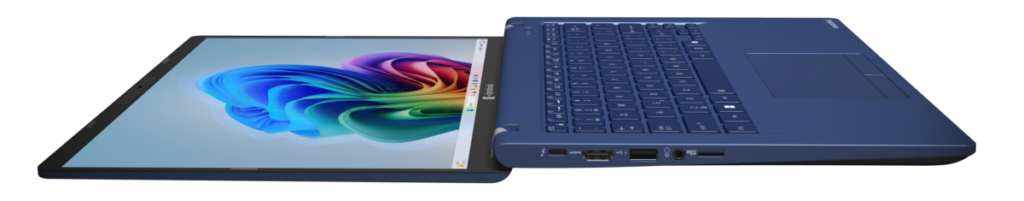 Dynabook Portege Z40L P opened wide